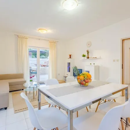 Elaphusa Appartement