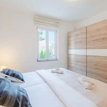 Appartement Elaphusa *