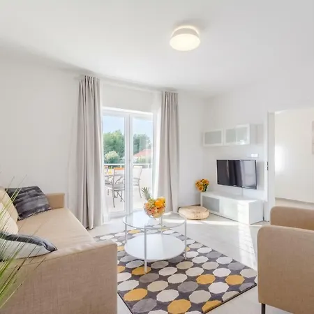 Elaphusa Appartement *